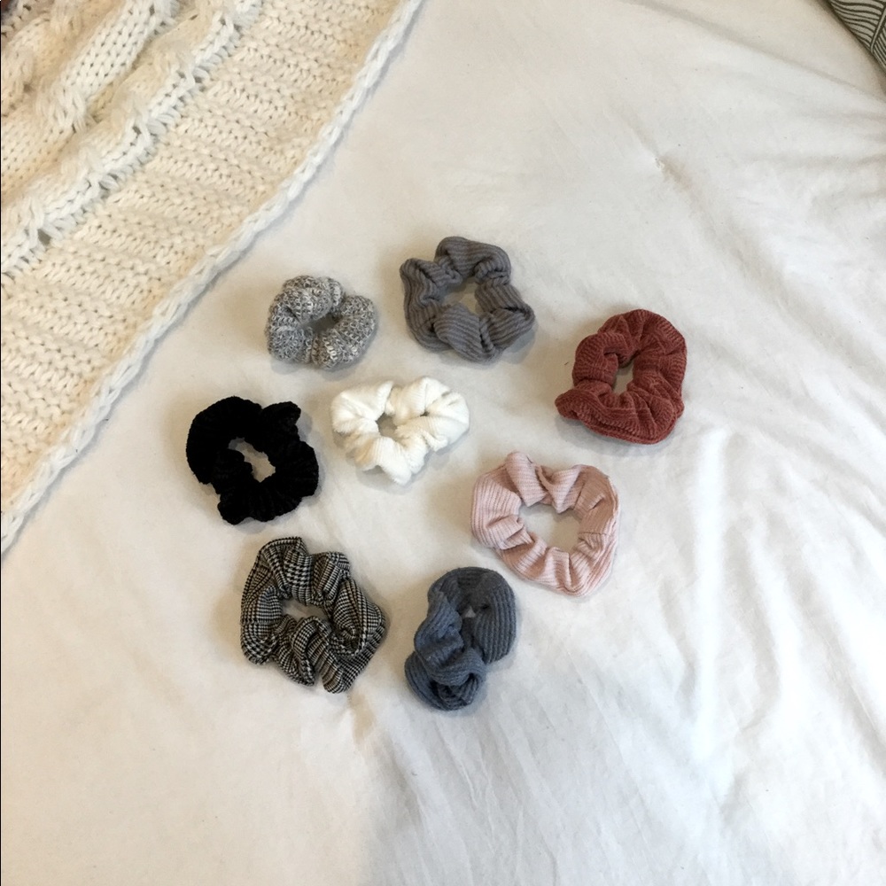✨Scrunchie bundle✨ - Picture 2 of 2